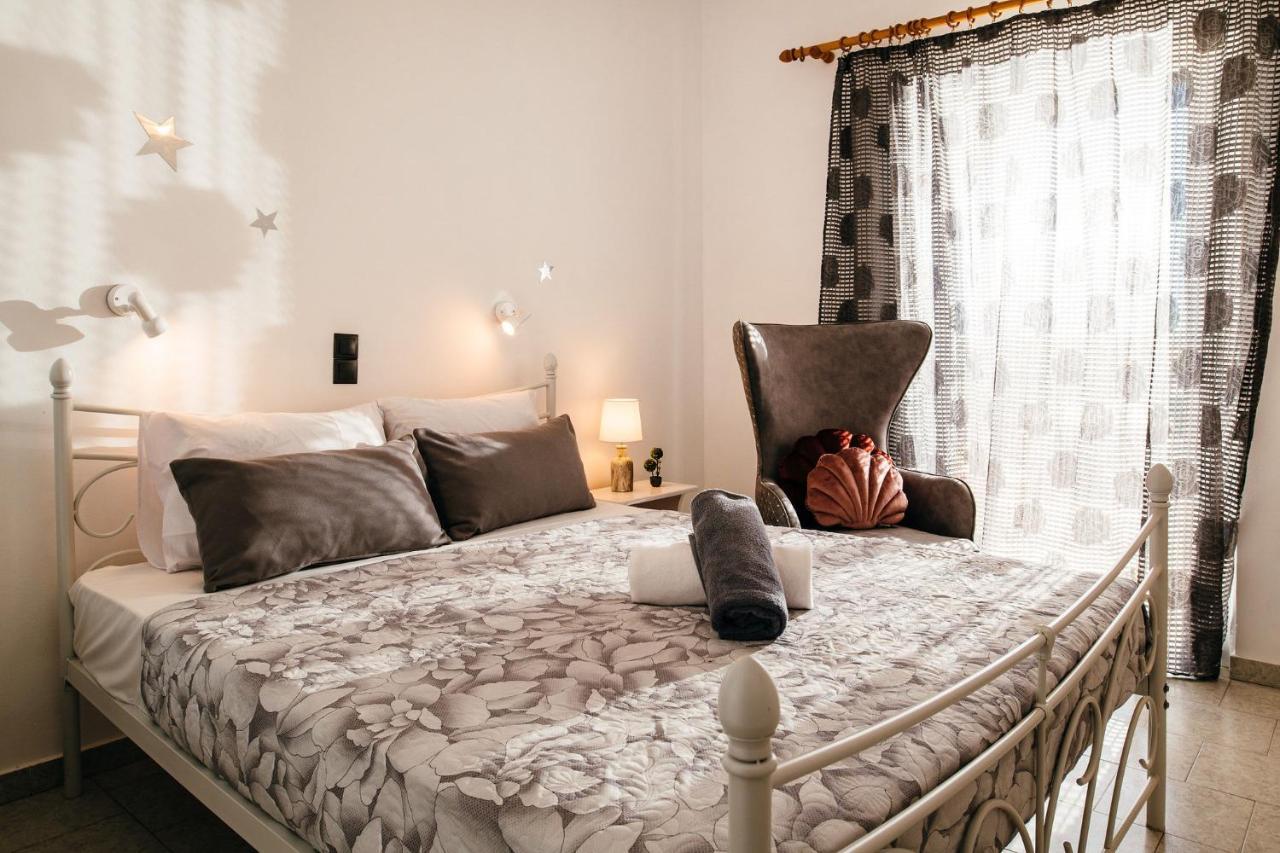 Villa Corali Apartments Sea Breath & Pool Amoudi Luaran gambar