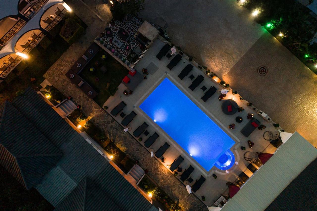 Villa Corali Apartments Sea Breath & Pool Amoudi Luaran gambar