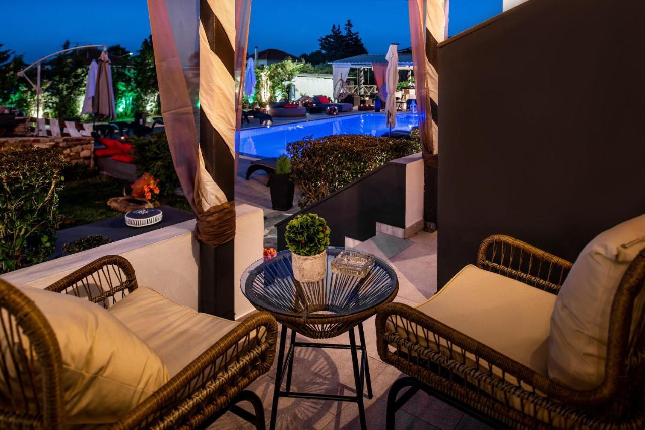 Villa Corali Apartments Sea Breath & Pool Amoudi Luaran gambar