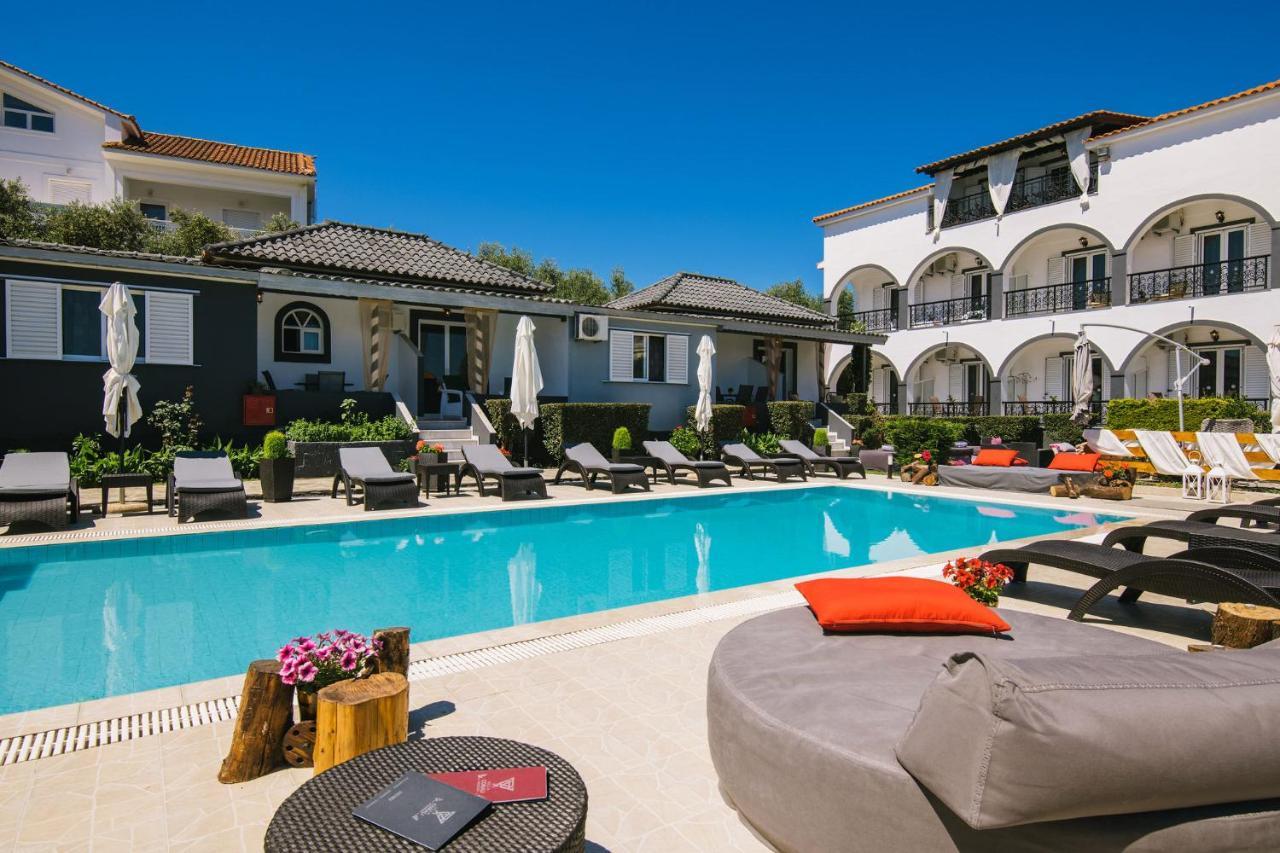 Villa Corali Apartments Sea Breath & Pool Amoudi Luaran gambar
